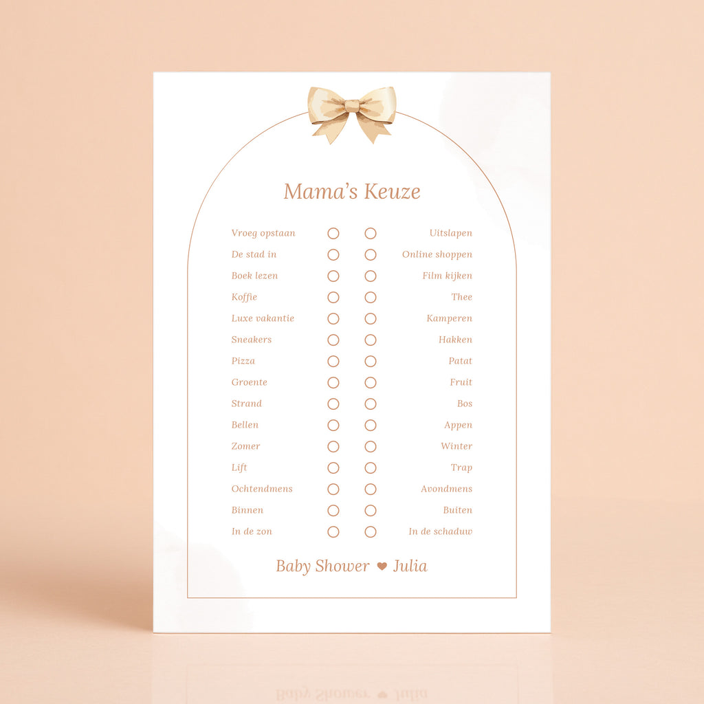 Boho babyshower spelkaart Mama’s keuze met beige tinten en strik, gepersonaliseerd met naam – Studio Miron