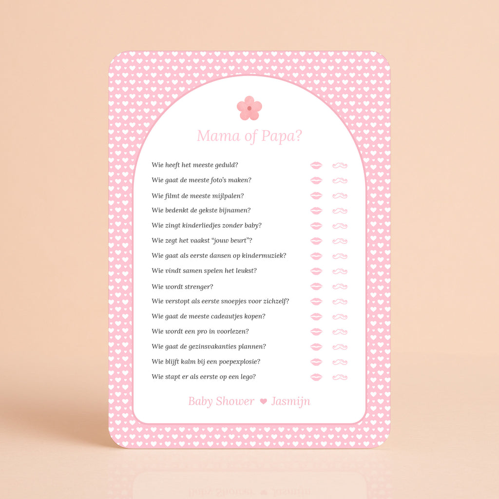 Mama of Papa kaart met witte hartjes op roze achtergrond en bloemaccent, gepersonaliseerd met naam – Studio Miron