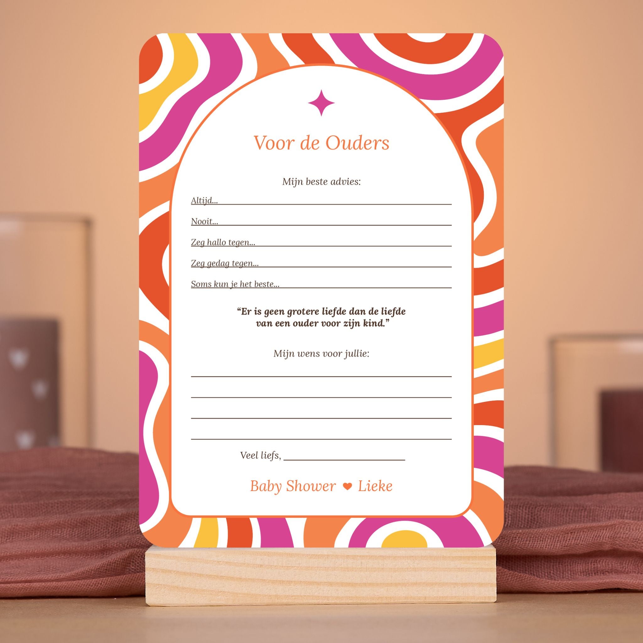Voor de Ouders kaart in Flower Power stijl in rood, paars, oranje en geel – sfeervolle setting met babyshower decoratie – Studio Miron