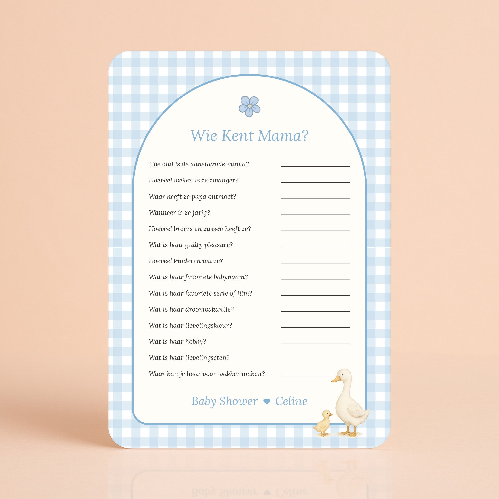 Wie kent mama kaart in gingham blauw met gansje, gepersonaliseerd met naam, Studio Miron